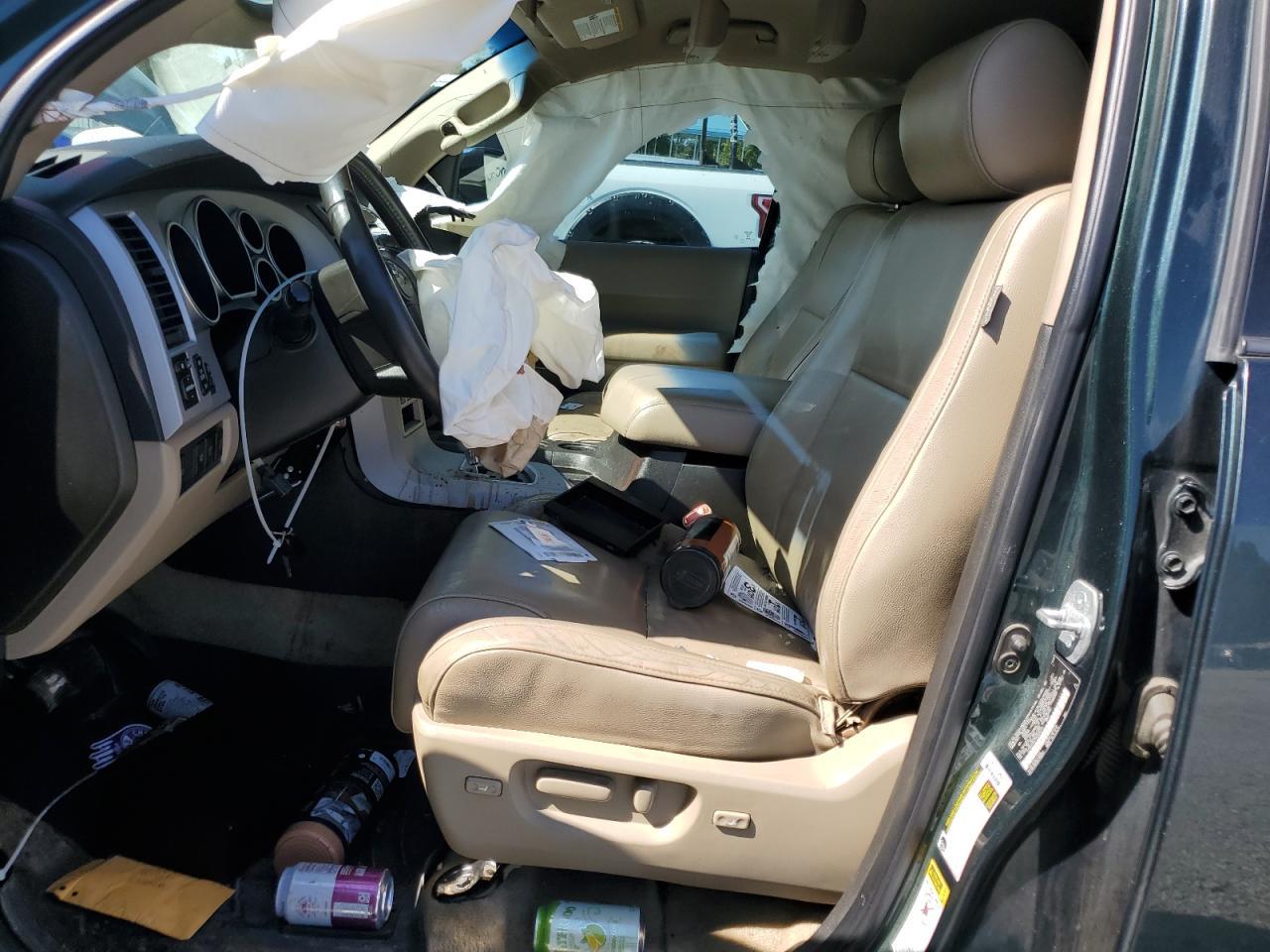 2008 TOYOTA Sequoia
