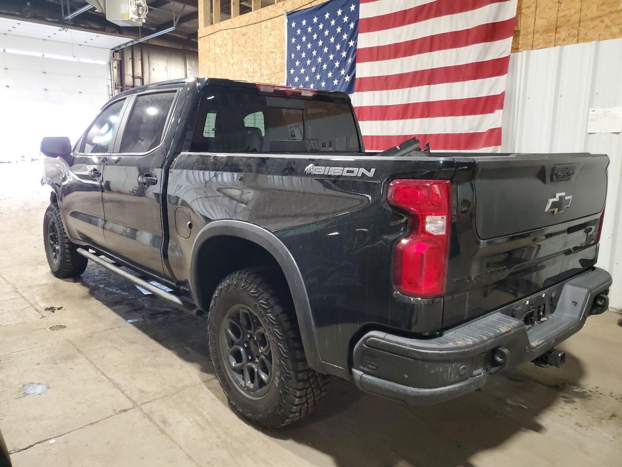 2025 CHEVROLET Silverado