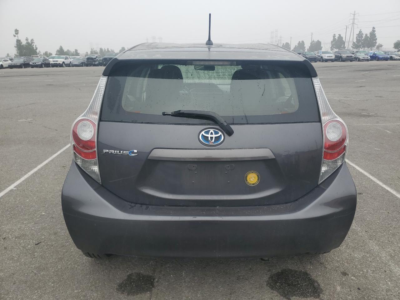 2014 TOYOTA Prius c