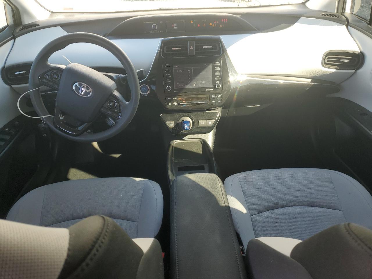 2022 TOYOTA PRIUS