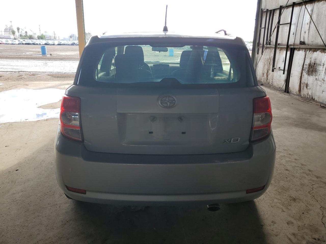 2013 TOYOTA SCION