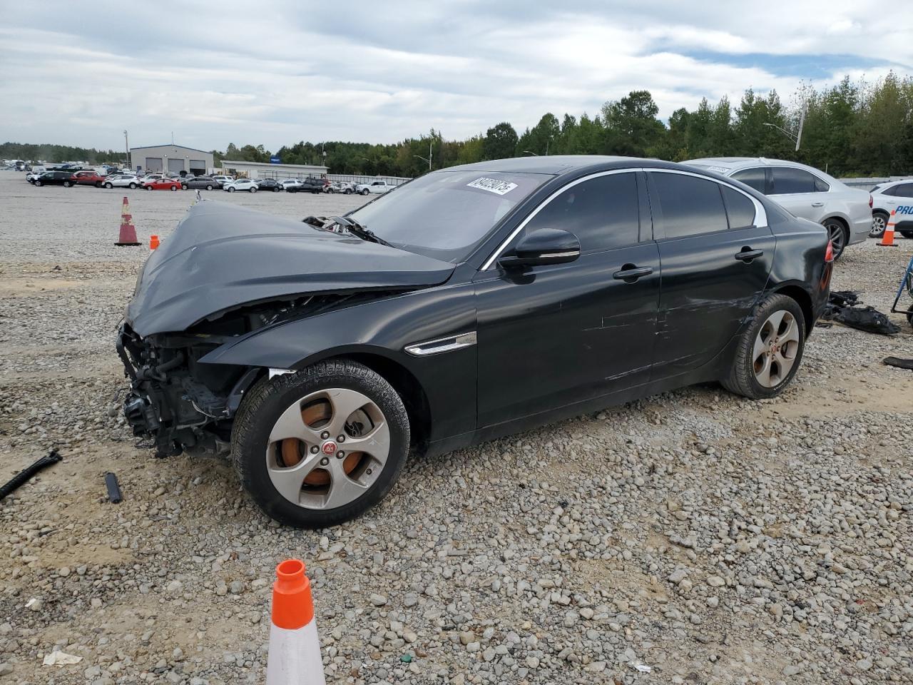 2018 JAGUAR XE