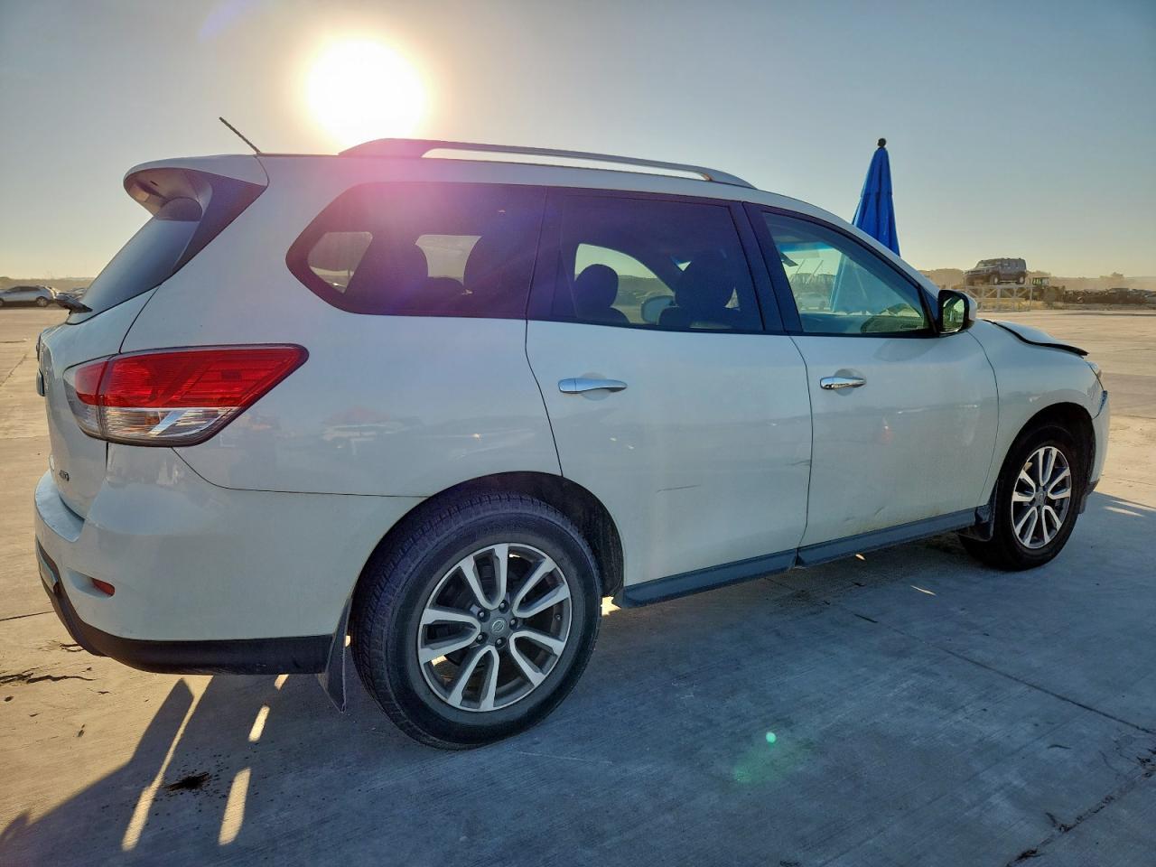 2015 NISSAN PATHFINDER