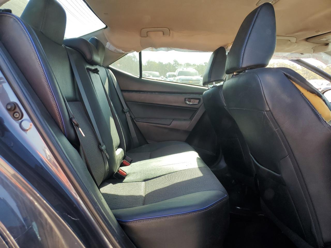 2019 TOYOTA COROLLA