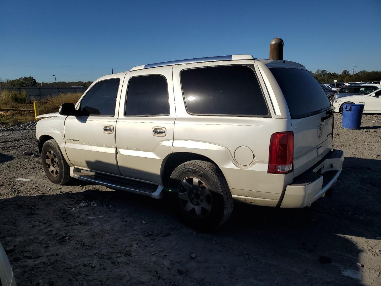 2004 CADILLAC ESCALADE