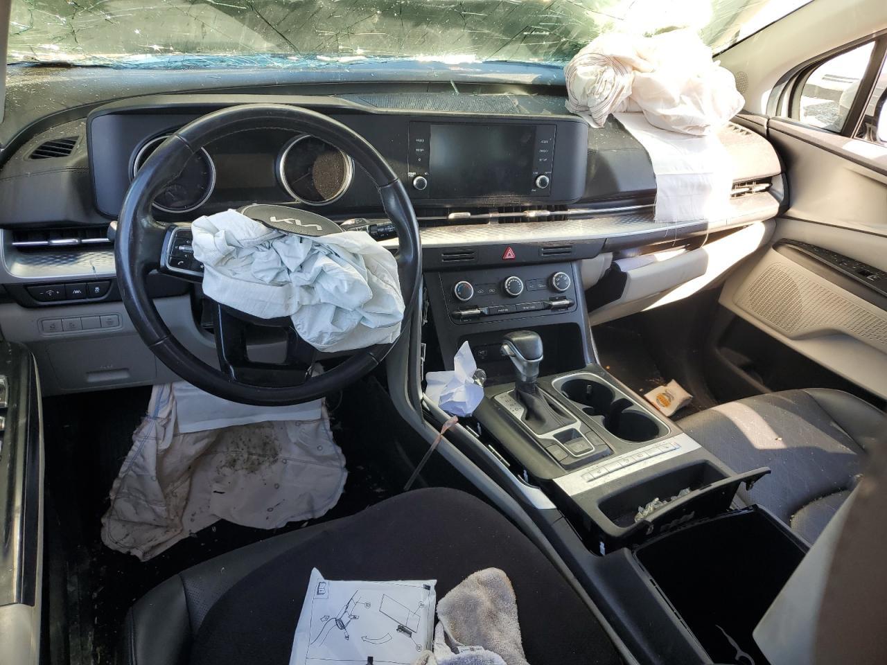 2023 KIA Carnival