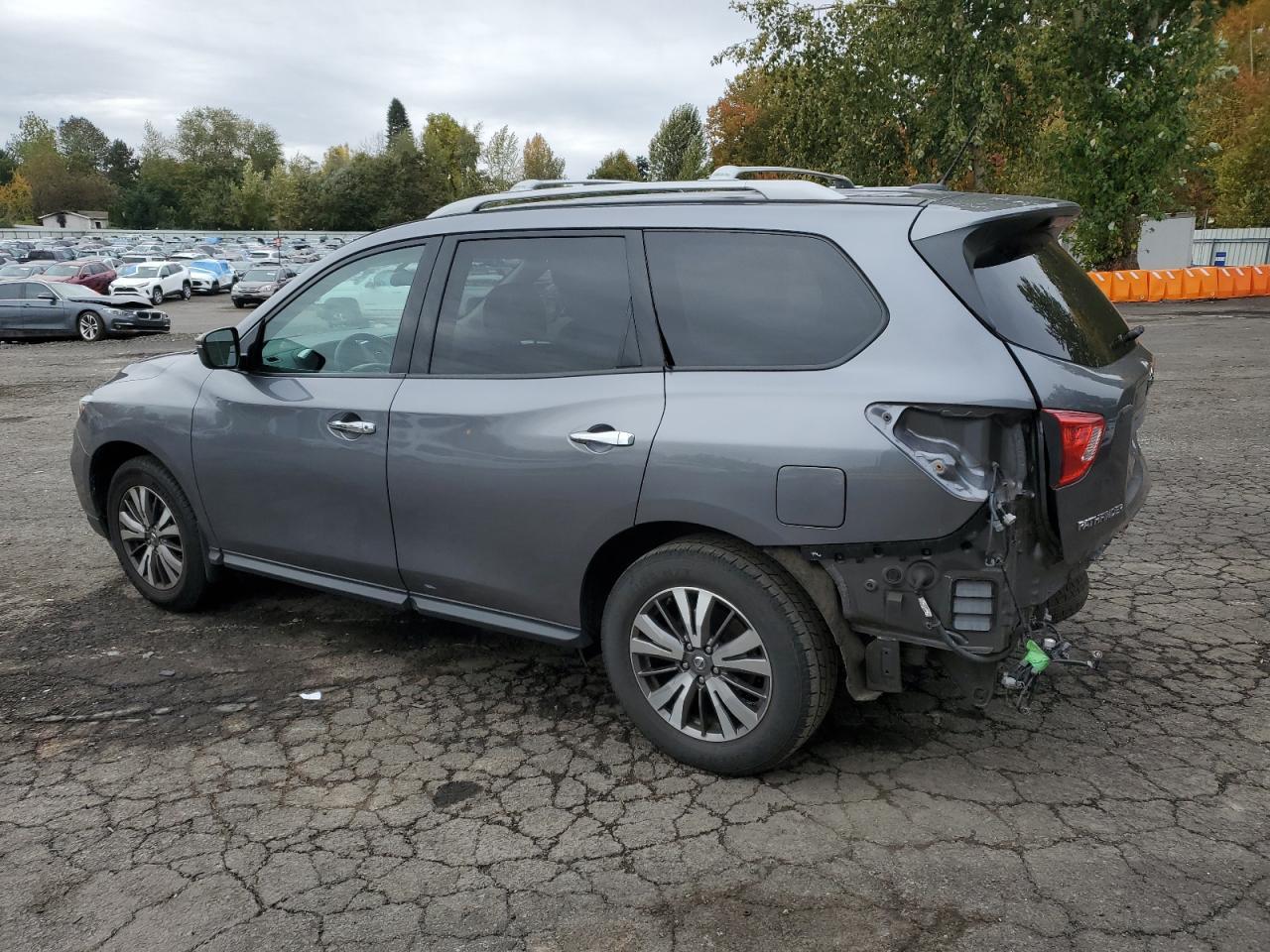 2017 NISSAN PATHFINDER