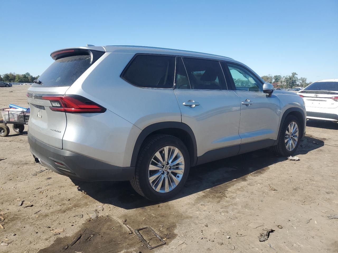 2024 TOYOTA HIGHLANDER