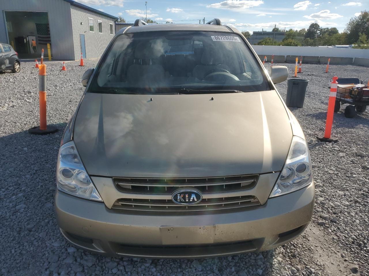 2008 KIA SEDONA