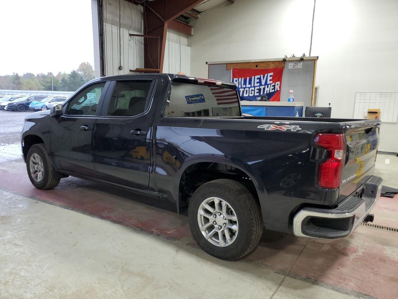 2024 CHEVROLET Silverado