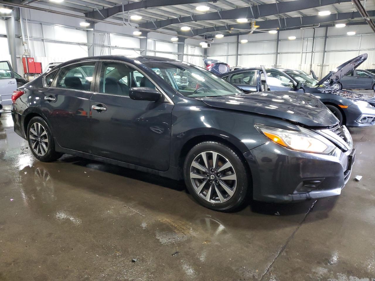 2017 NISSAN ALTIMA