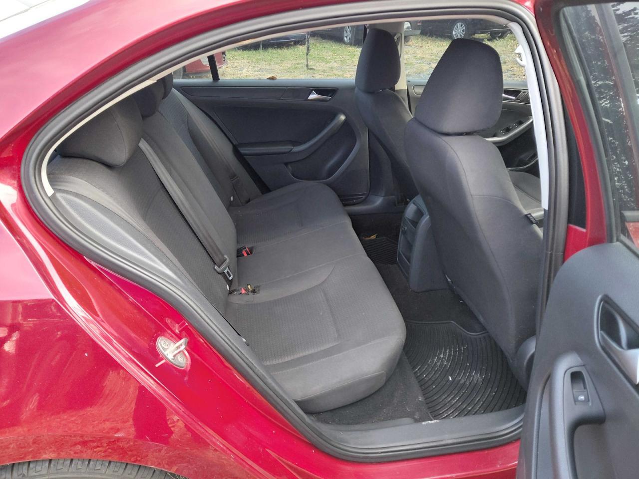 2016 VOLKSWAGEN JETTA