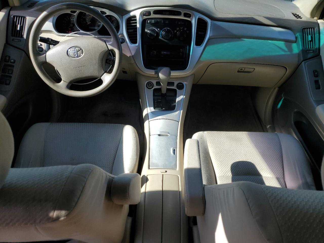 2004 TOYOTA HIGHLANDER