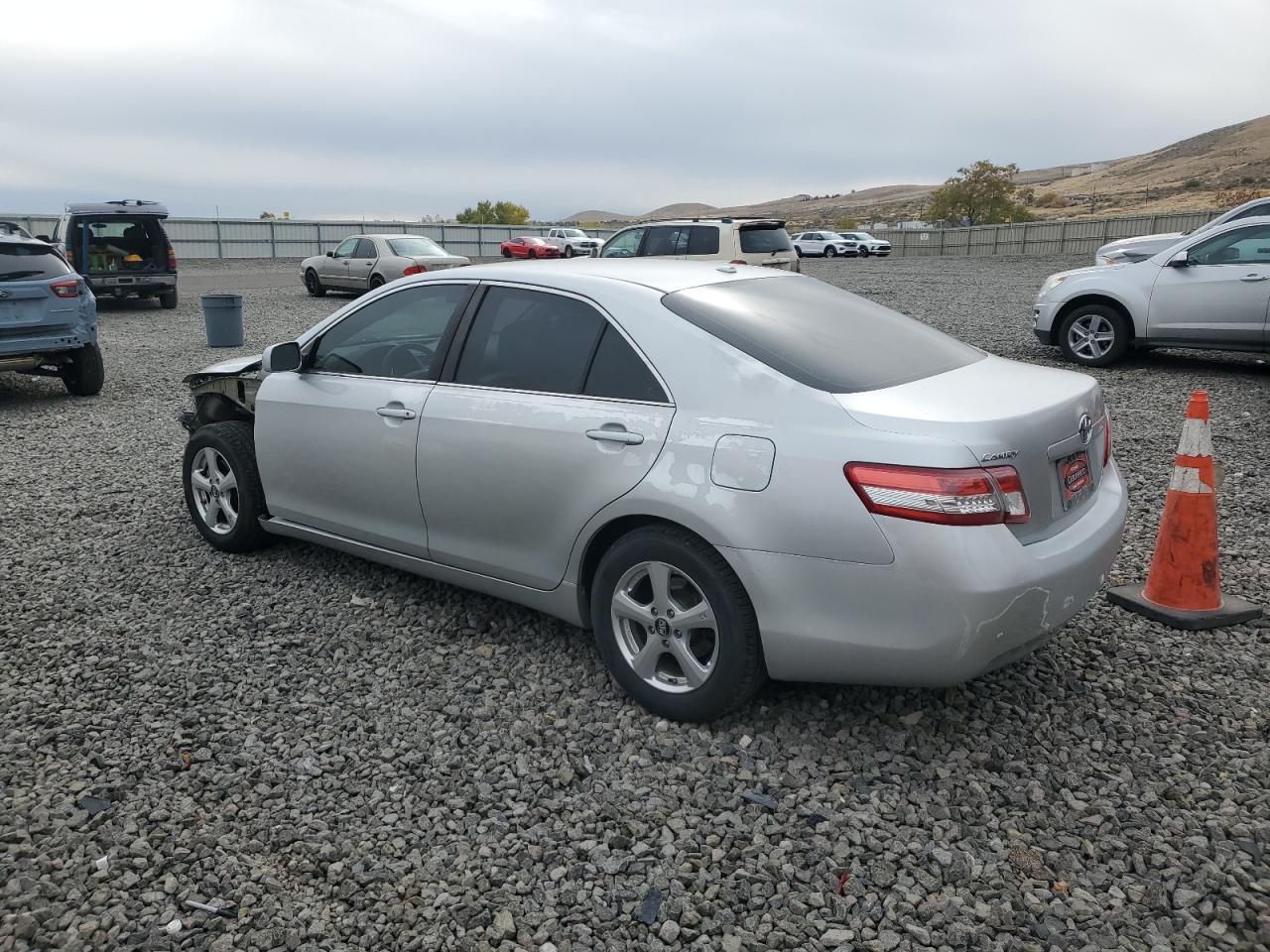 2011 TOYOTA CAMRY