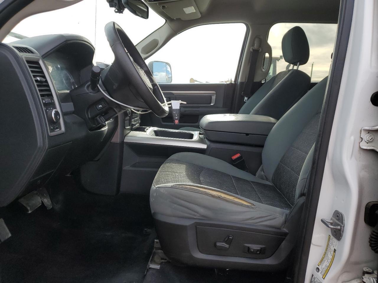 2015 DODGE Ram 3500