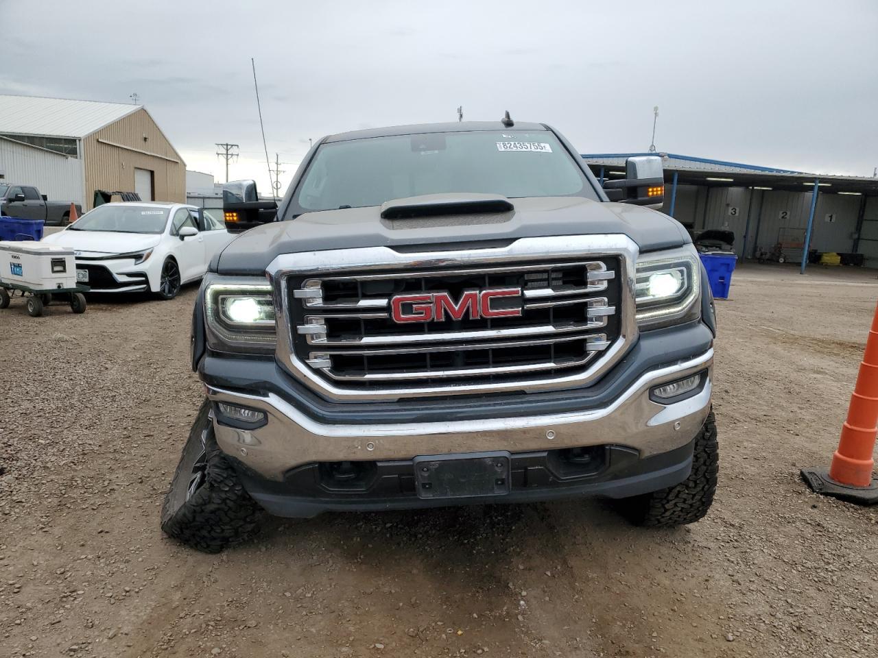 2018 GMC Sierra