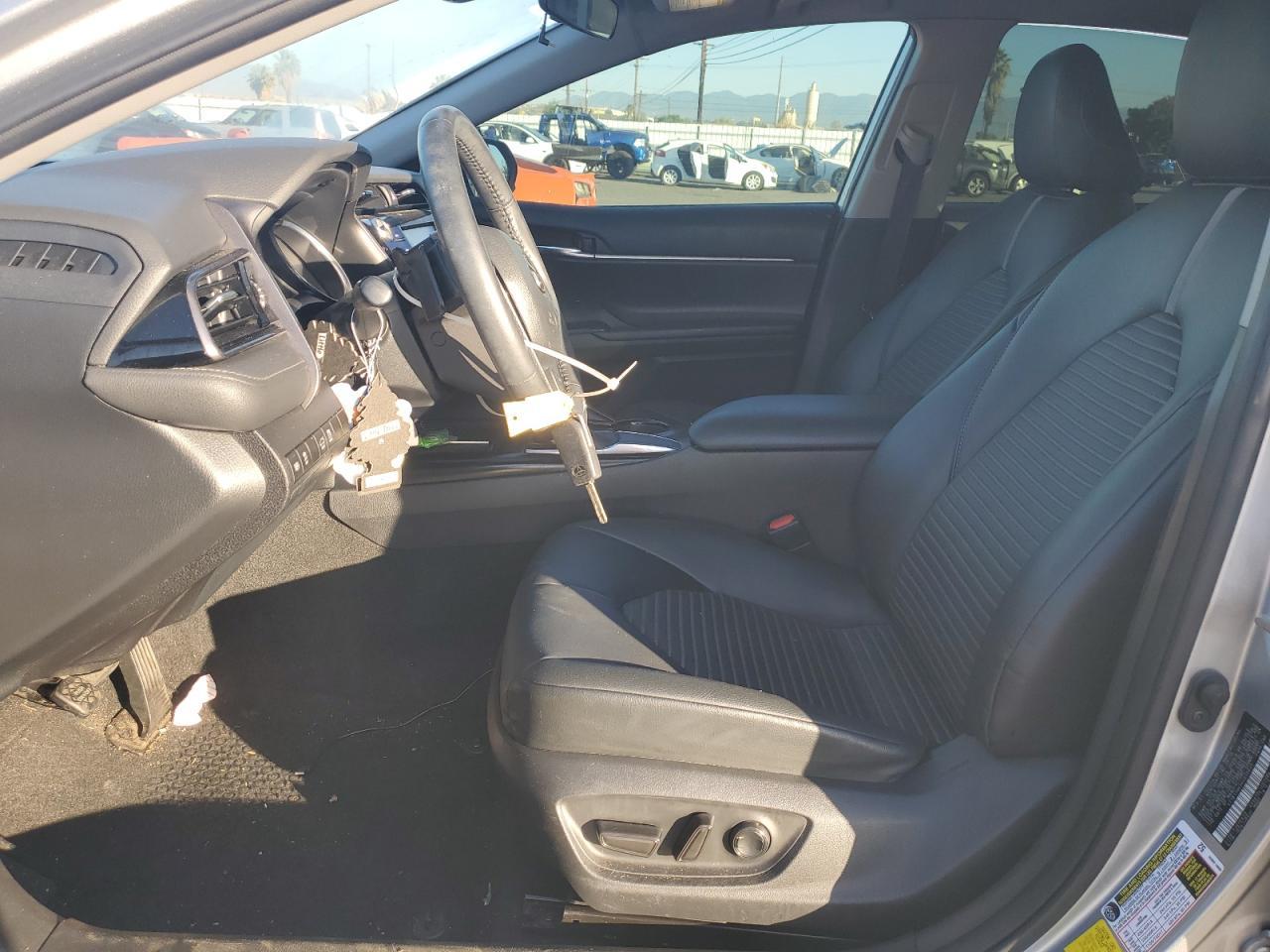 2019 TOYOTA CAMRY