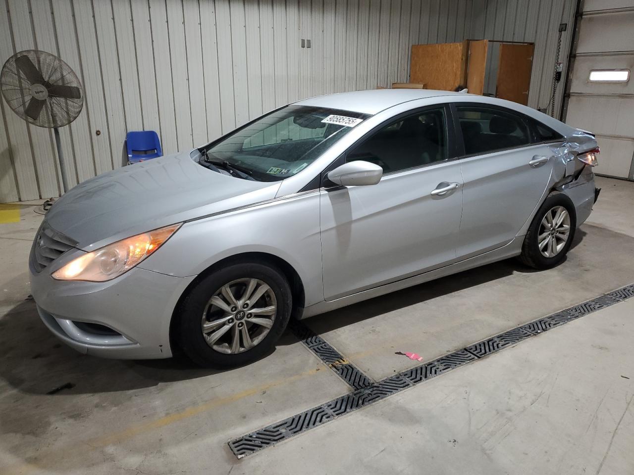 2011 HYUNDAI SONATA