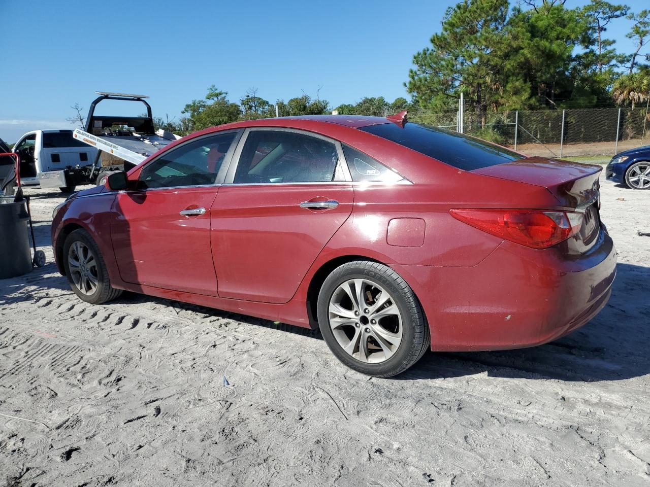 2011 HYUNDAI SONATA