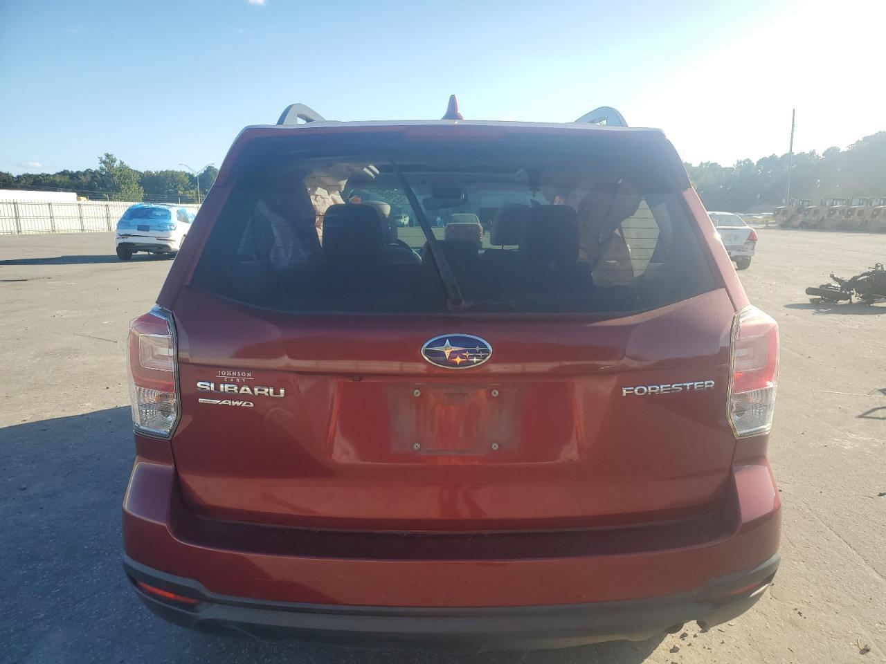 2018 SUBARU FORESTER