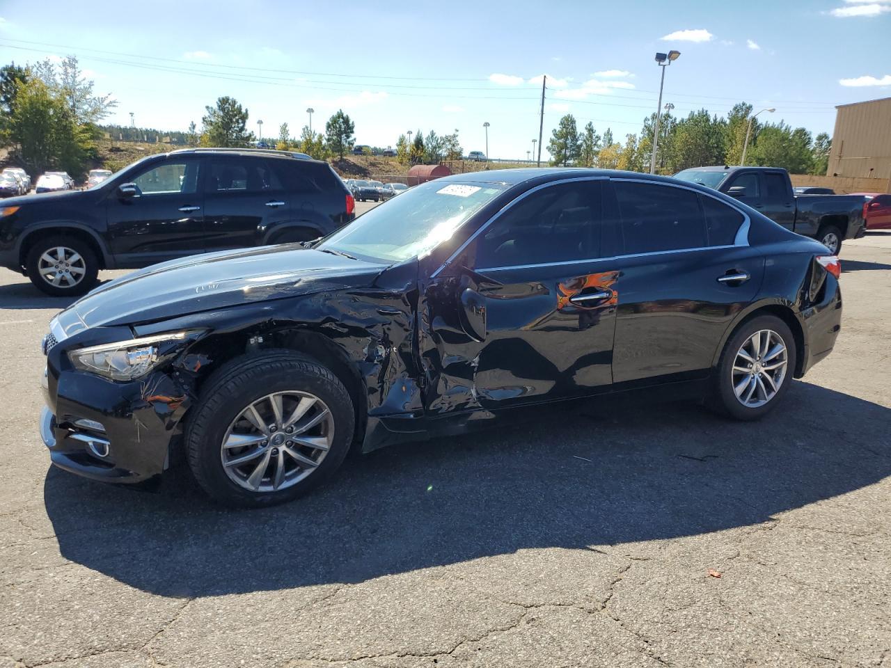 2017 INFINITI Q50