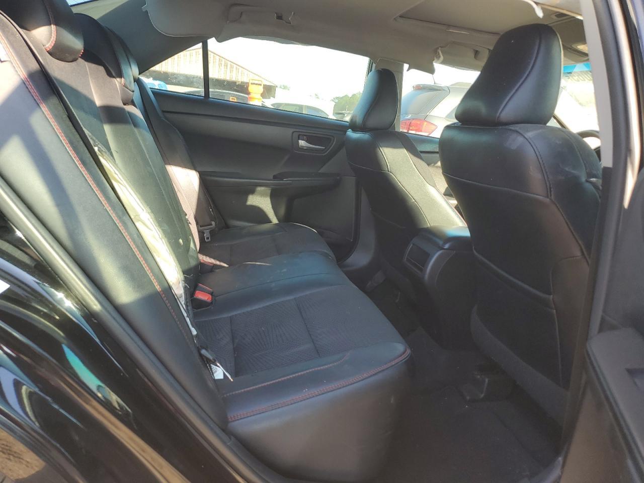 2017 TOYOTA CAMRY