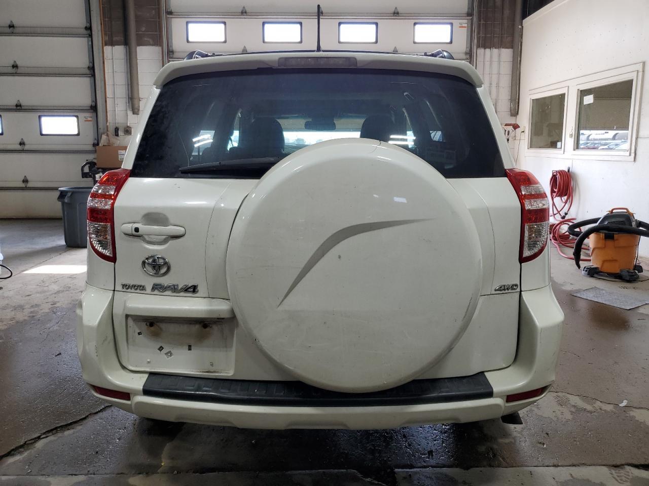 2010 TOYOTA RAV4
