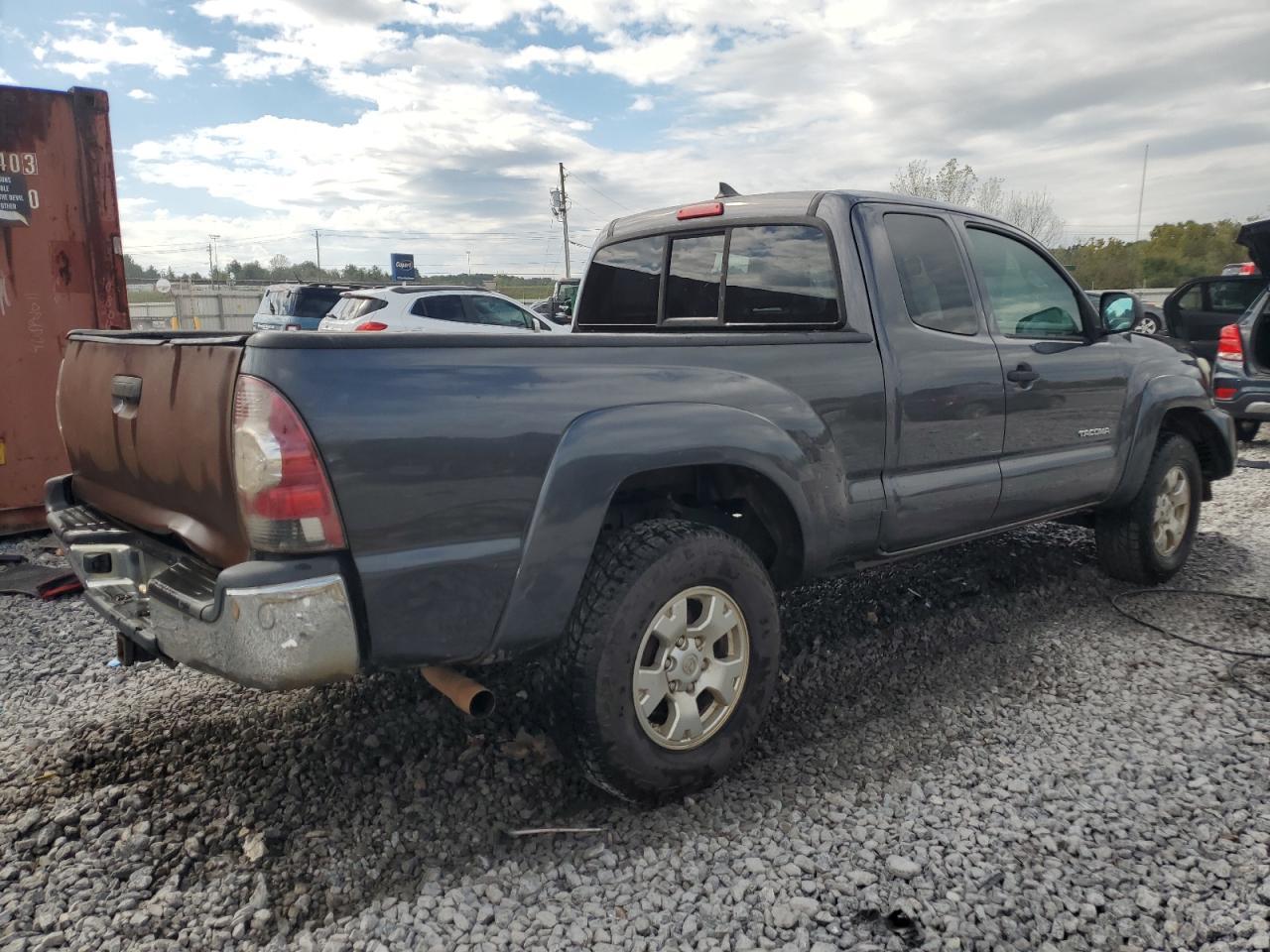 2015 TOYOTA TACOMA