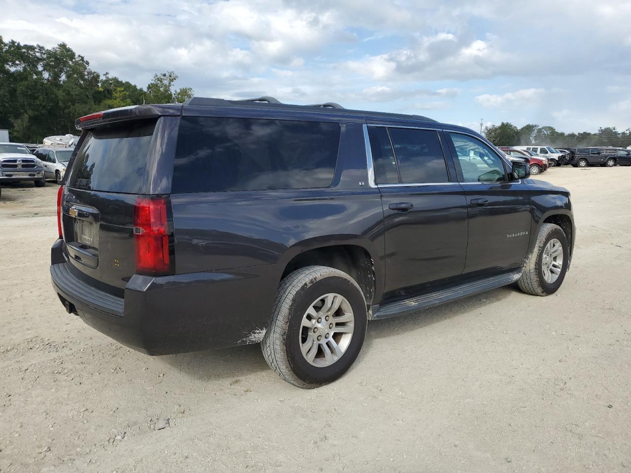 2018 CHEVROLET Suburban