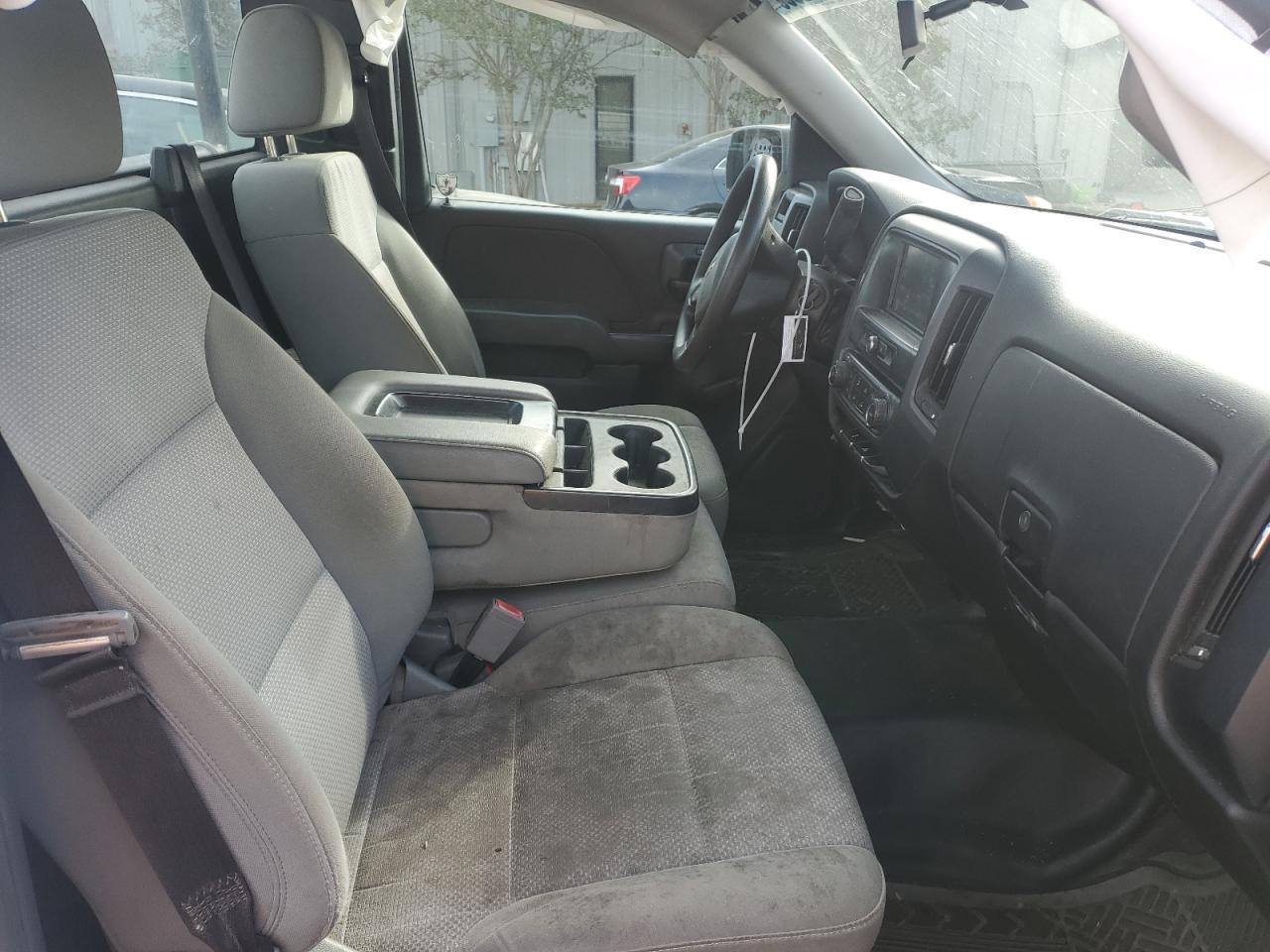 2018 CHEVROLET Silverado