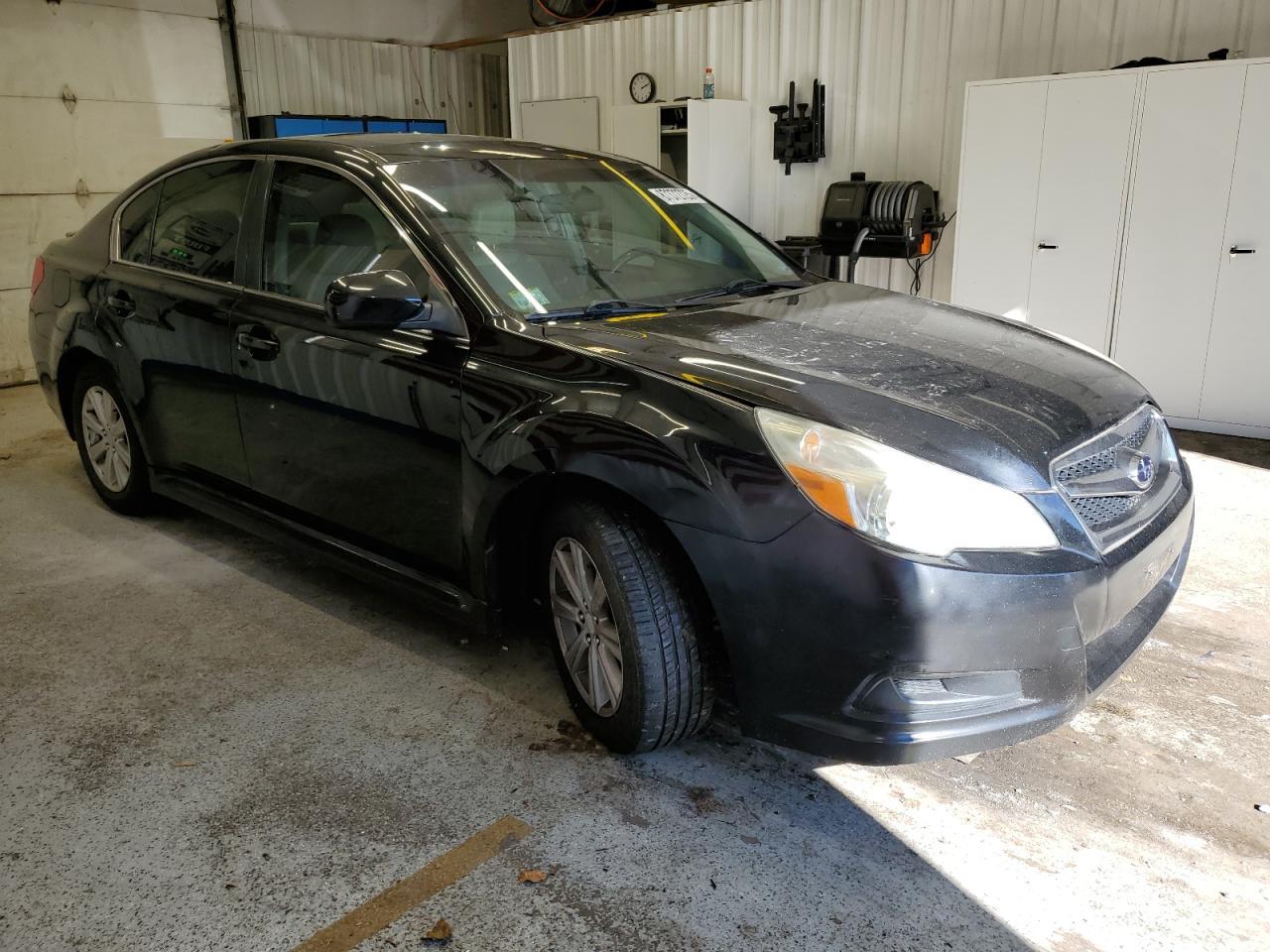 2011 SUBARU Legacy