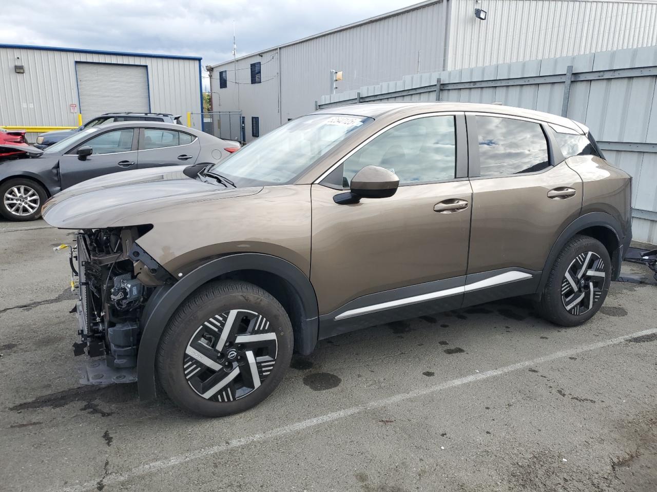 2025 NISSAN KICKS