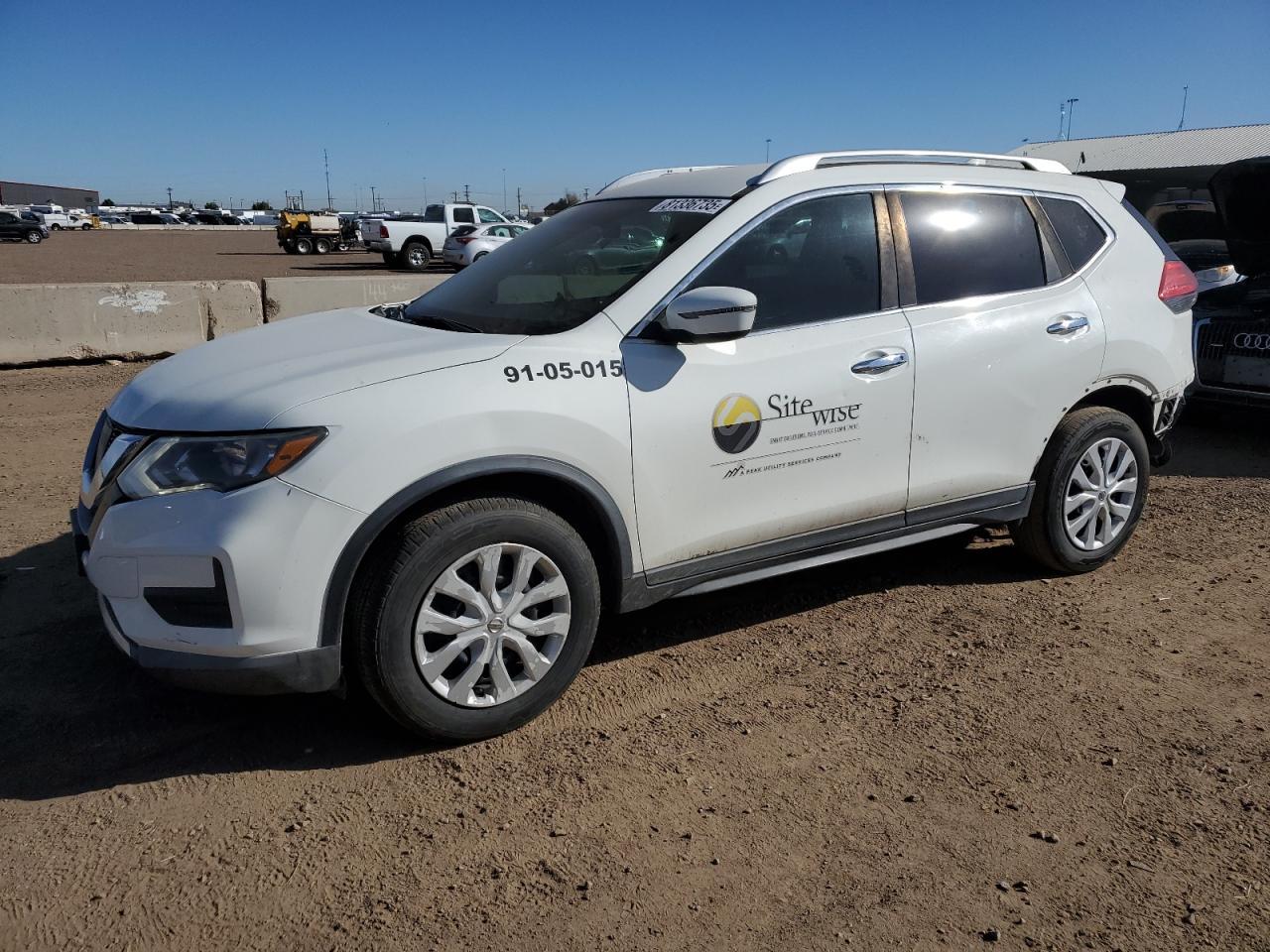 2017 NISSAN ROGUE