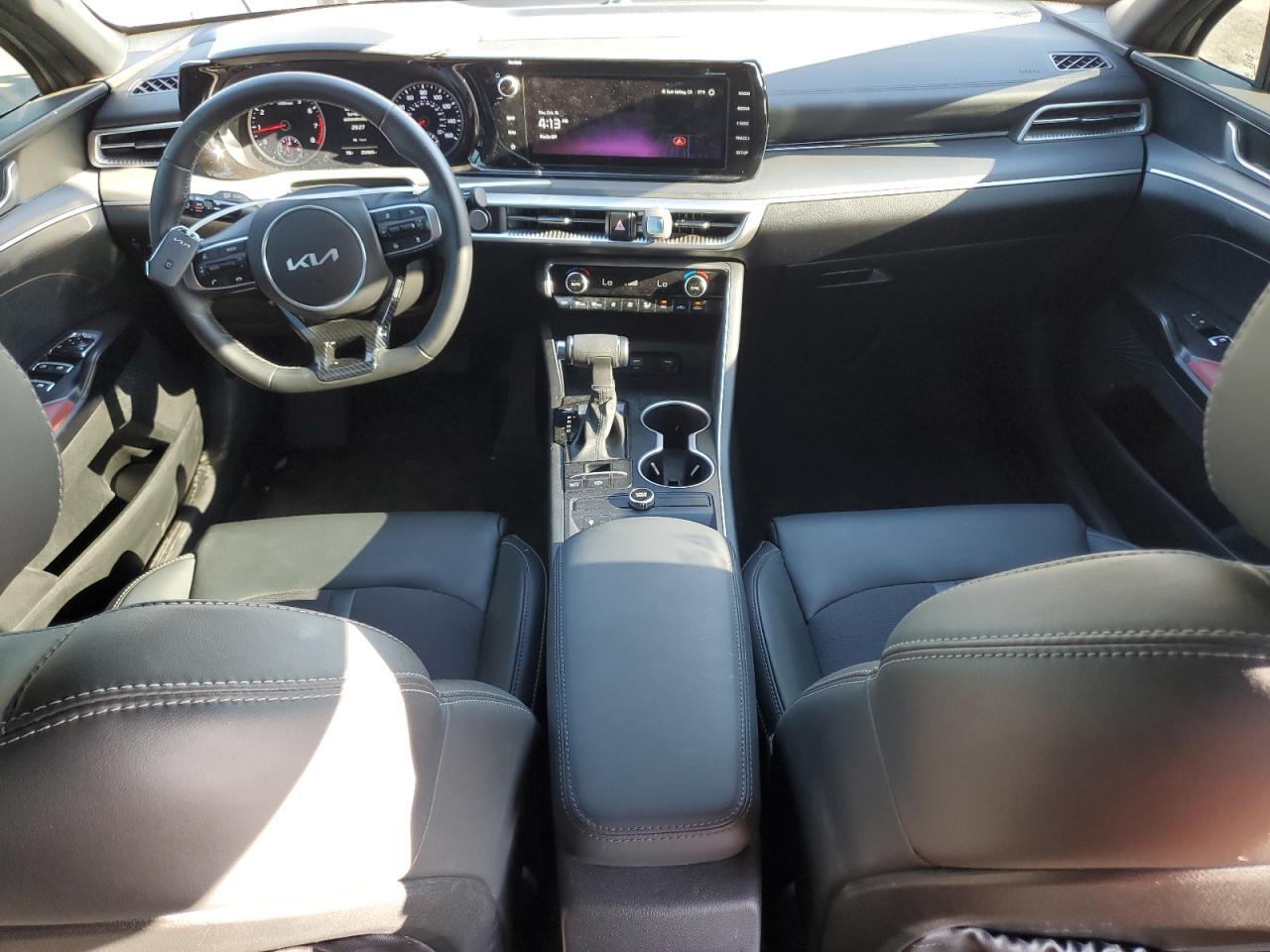 2023 KIA K5