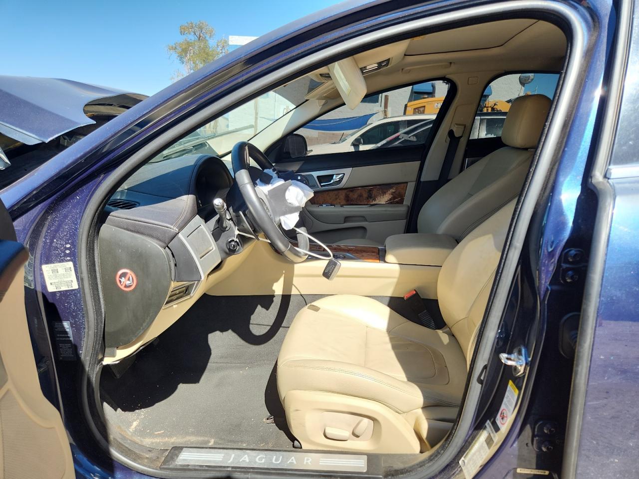 2013 JAGUAR XF