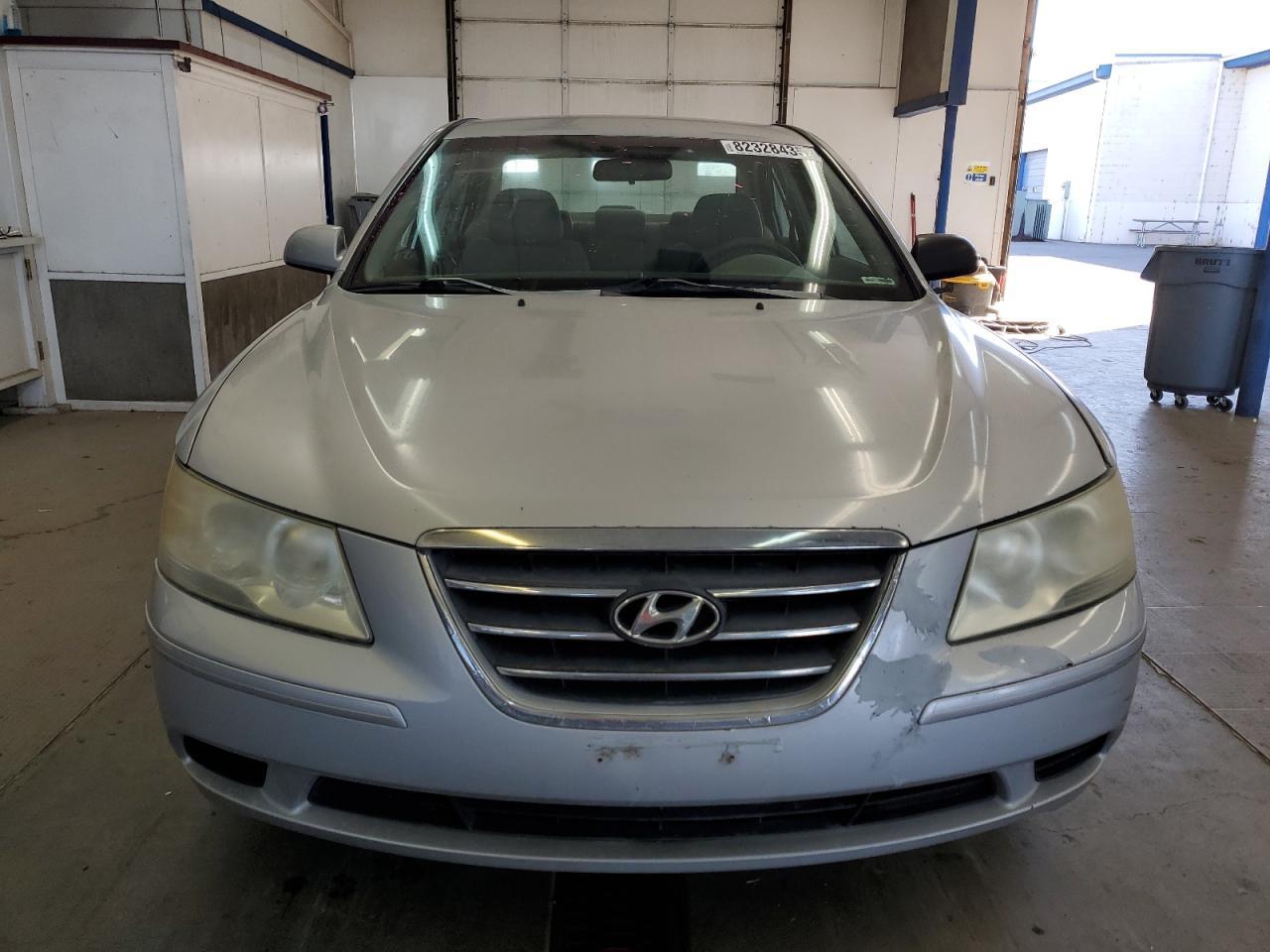 2010 HYUNDAI SONATA