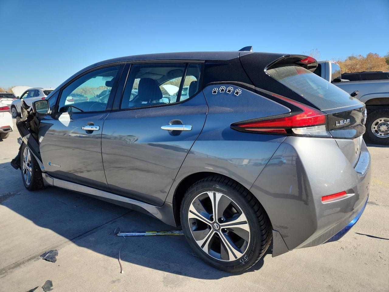 2018 NISSAN LEAF