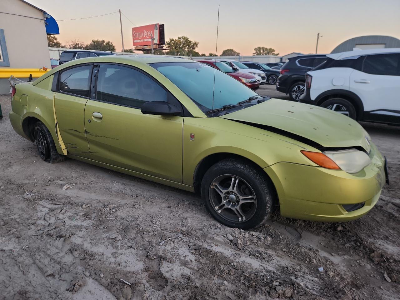 2004 SATURN Ion