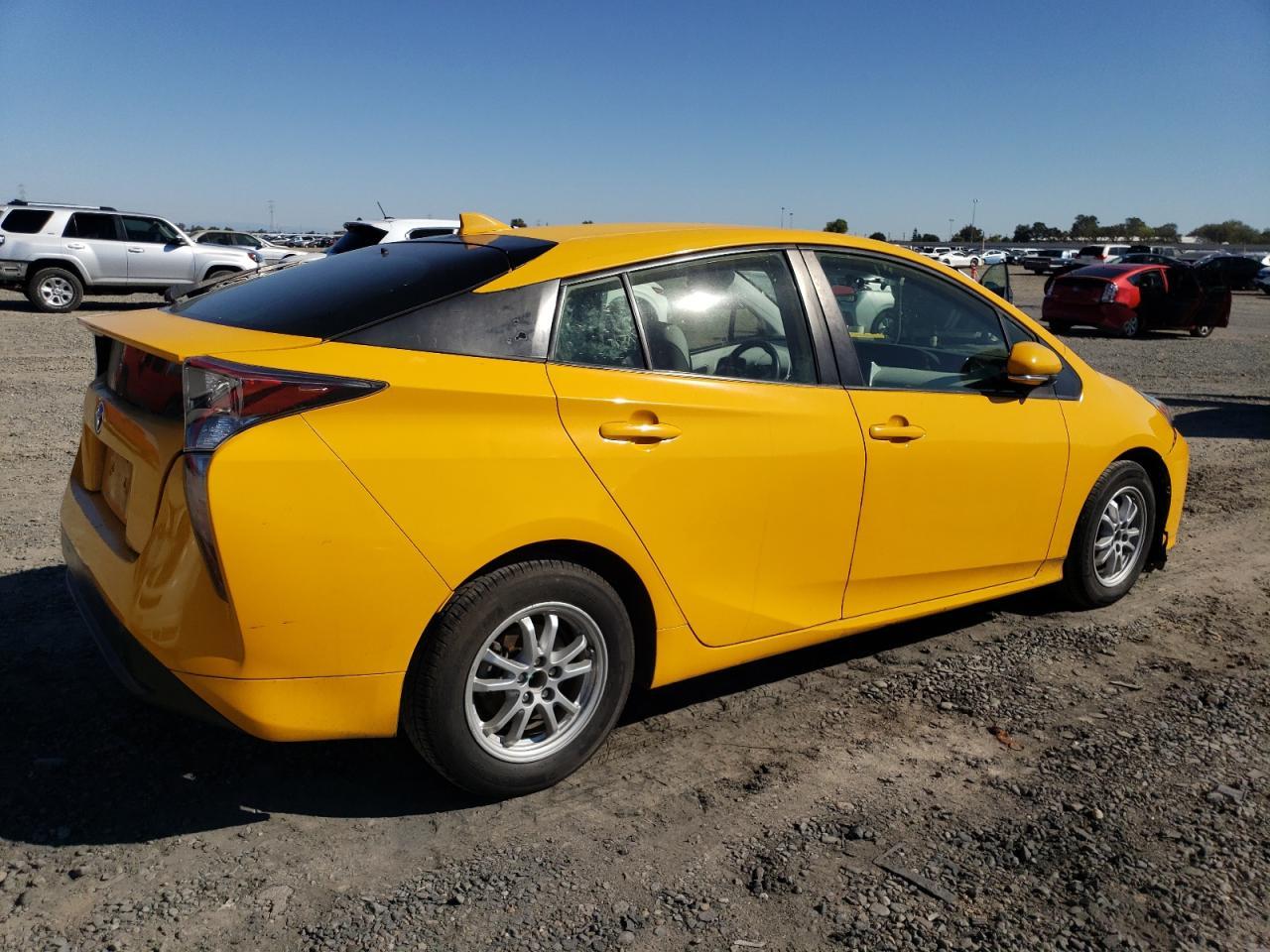 2016 TOYOTA PRIUS