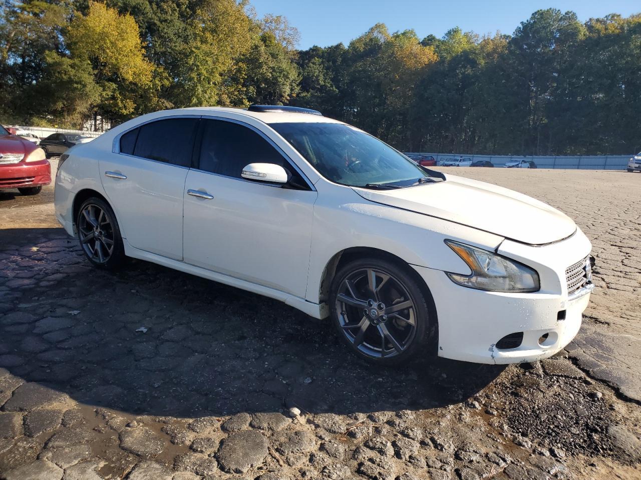 2014 NISSAN Maxima
