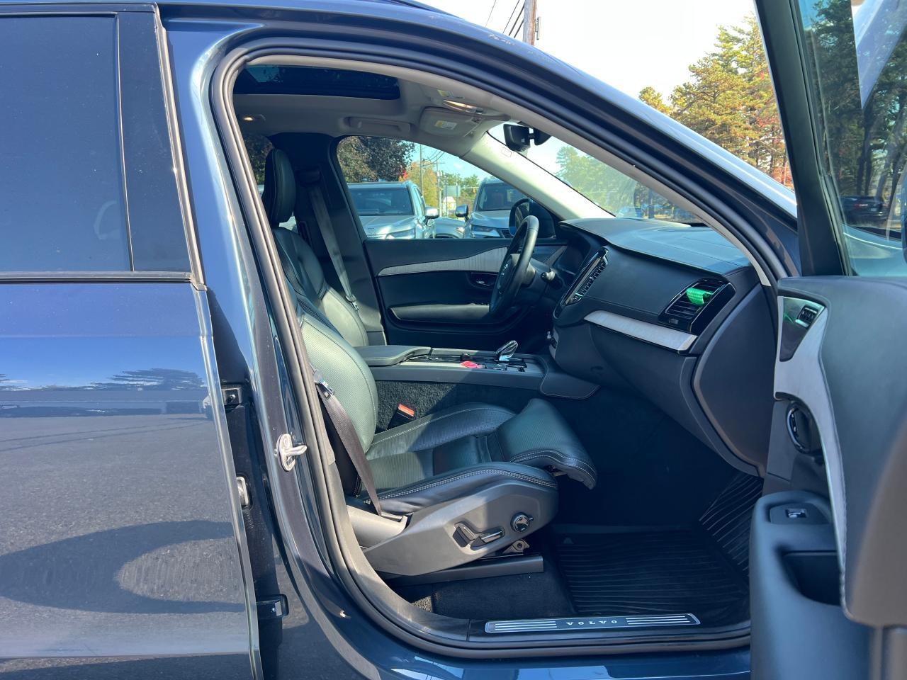 2025 VOLVO XC90