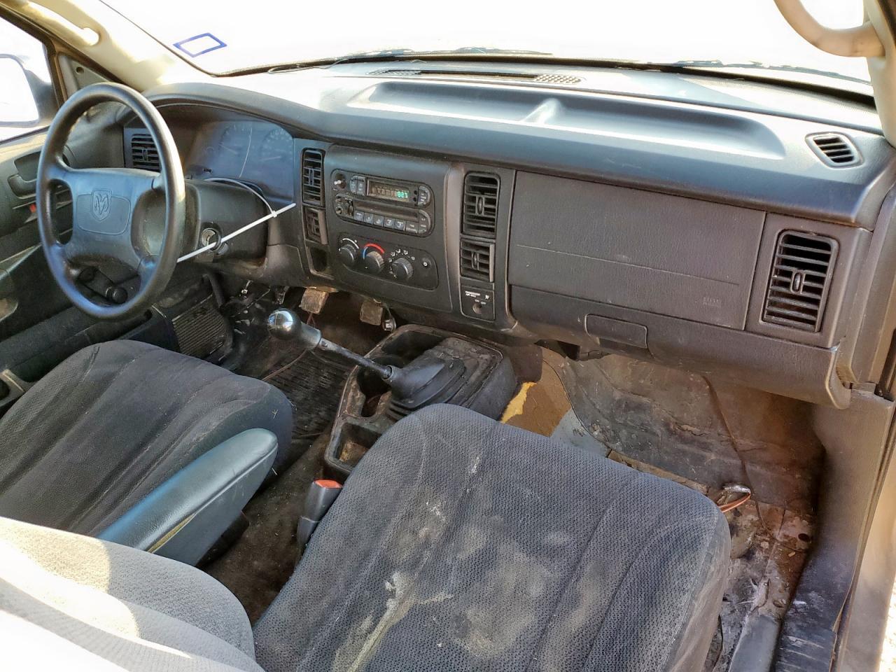 2004 DODGE Dakota