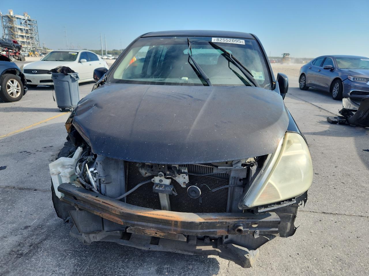 2010 NISSAN VERSA