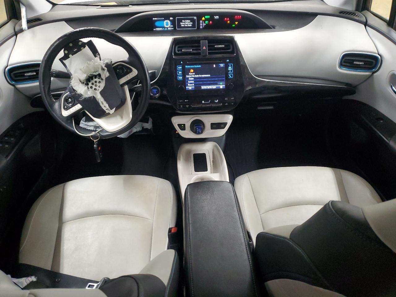 2017 TOYOTA PRIUS