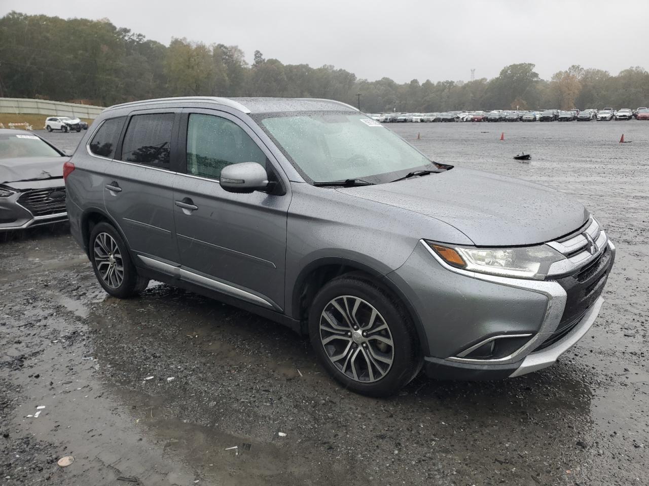 2017 MITSUBISHI outlander
