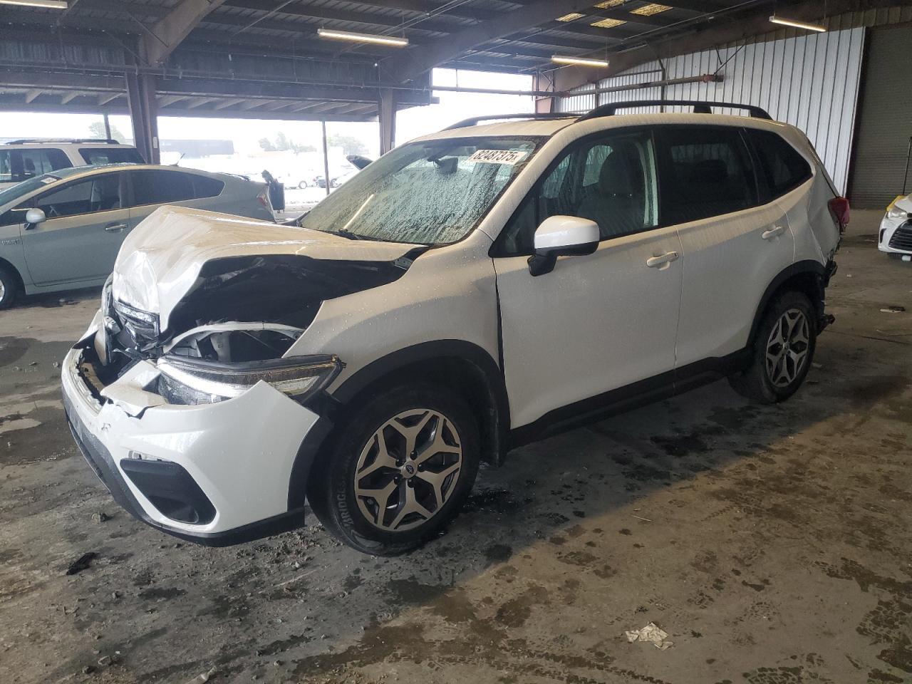 2021 SUBARU FORESTER