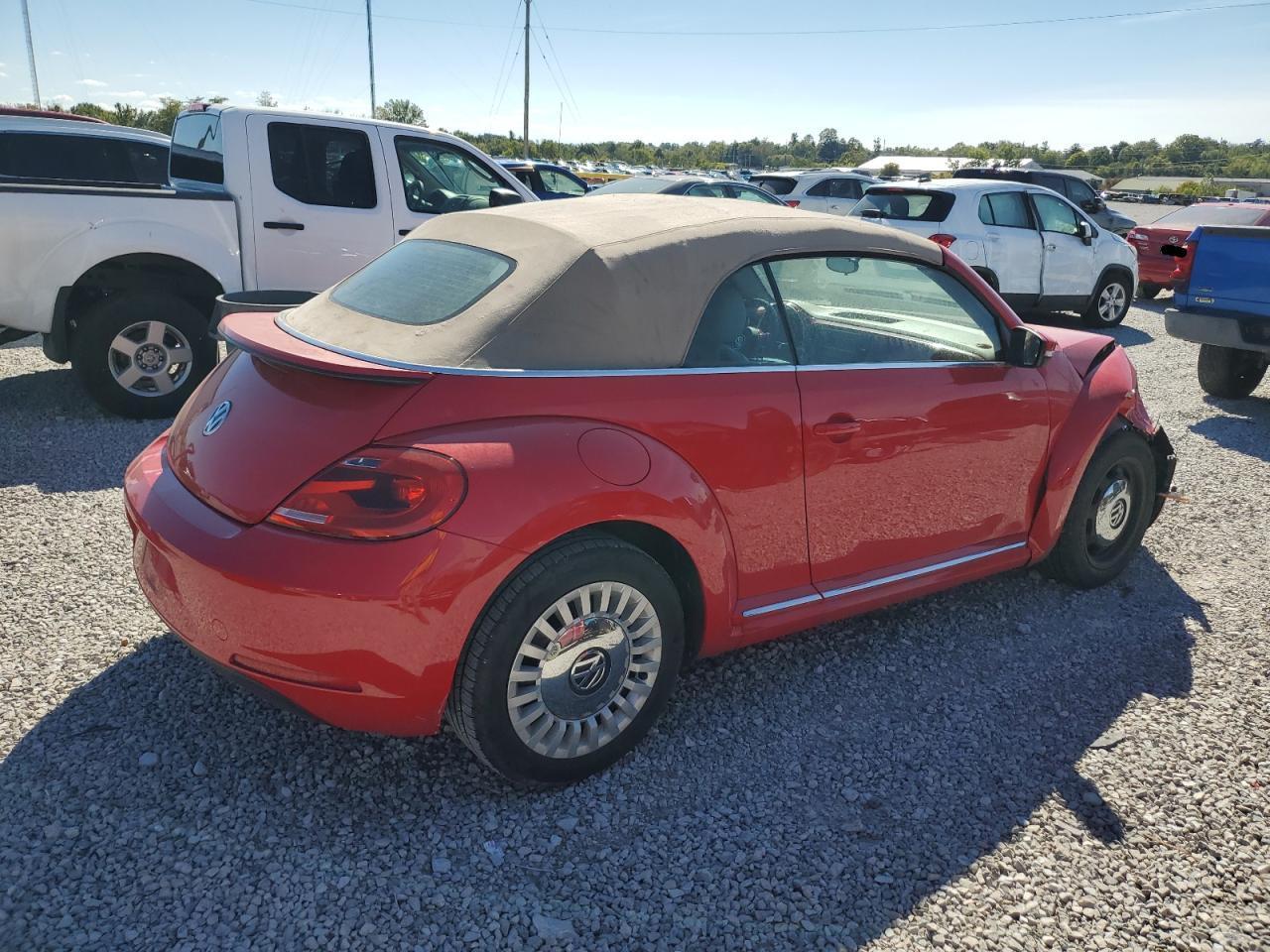 2015 VOLKSWAGEN Beetle