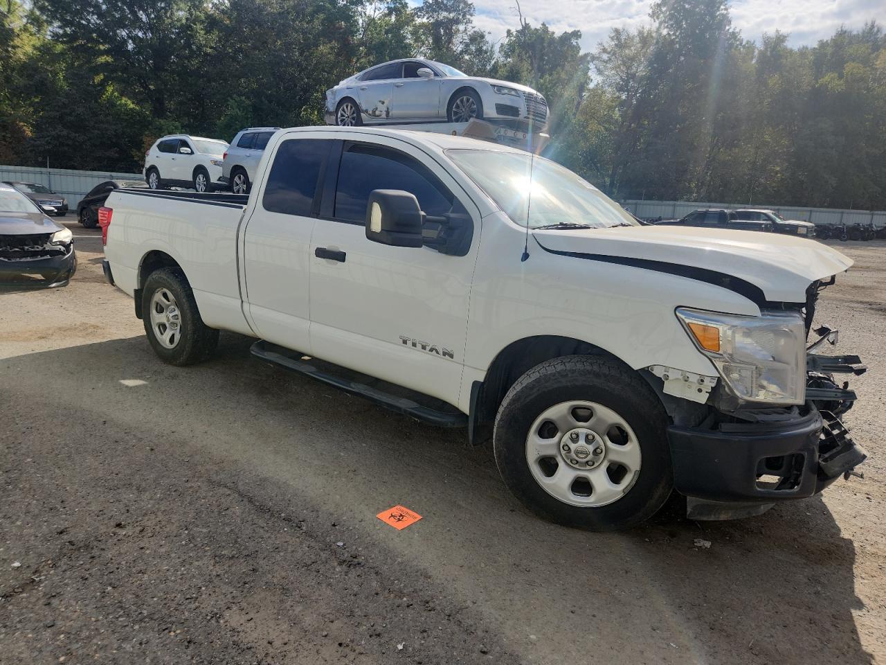 2017 NISSAN Titan