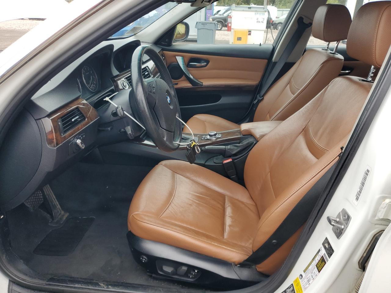 2011 BMW 3 SERIES