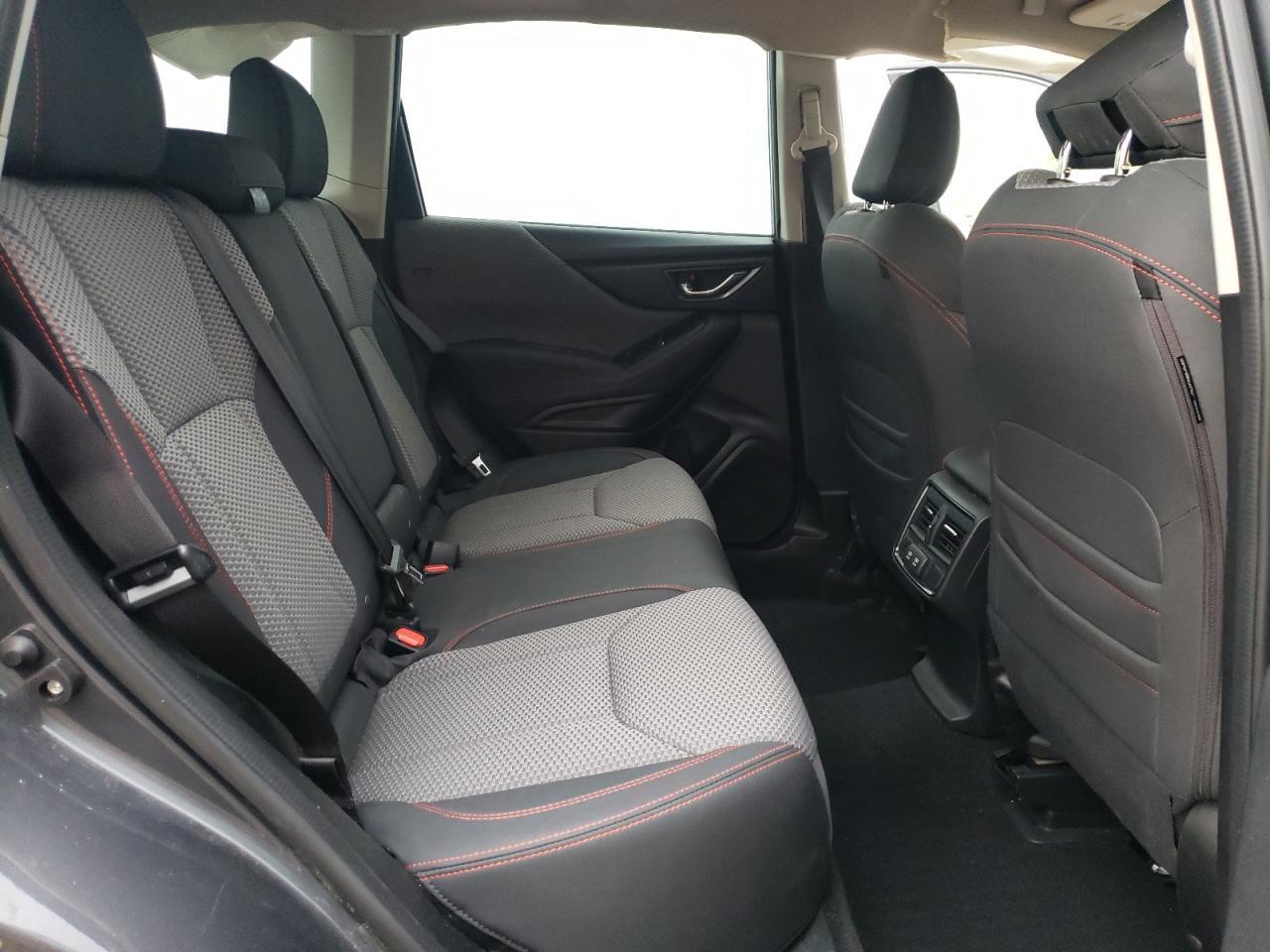 2022 SUBARU FORESTER